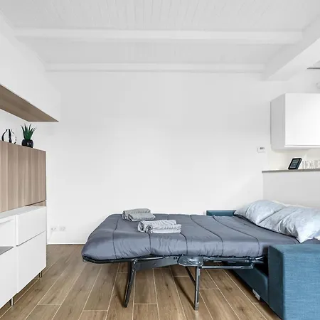 Lo3 • Navigli Chic • Apartmán *