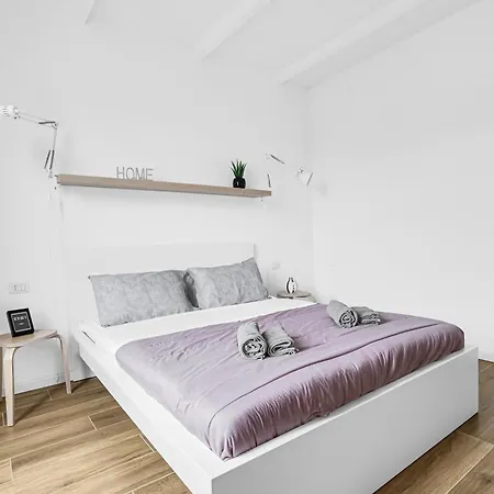 Lo3 • Navigli Chic • 아파트