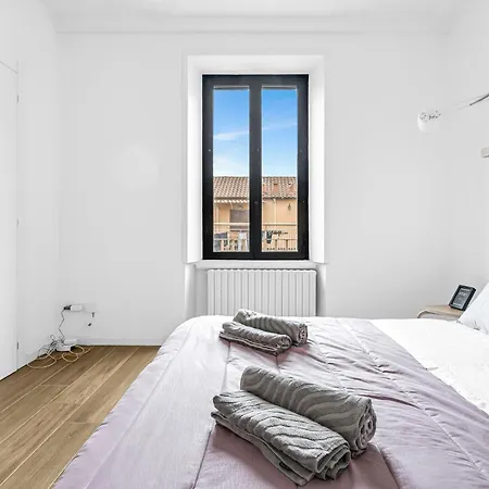 Lo3 • Navigli Chic • 밀라노